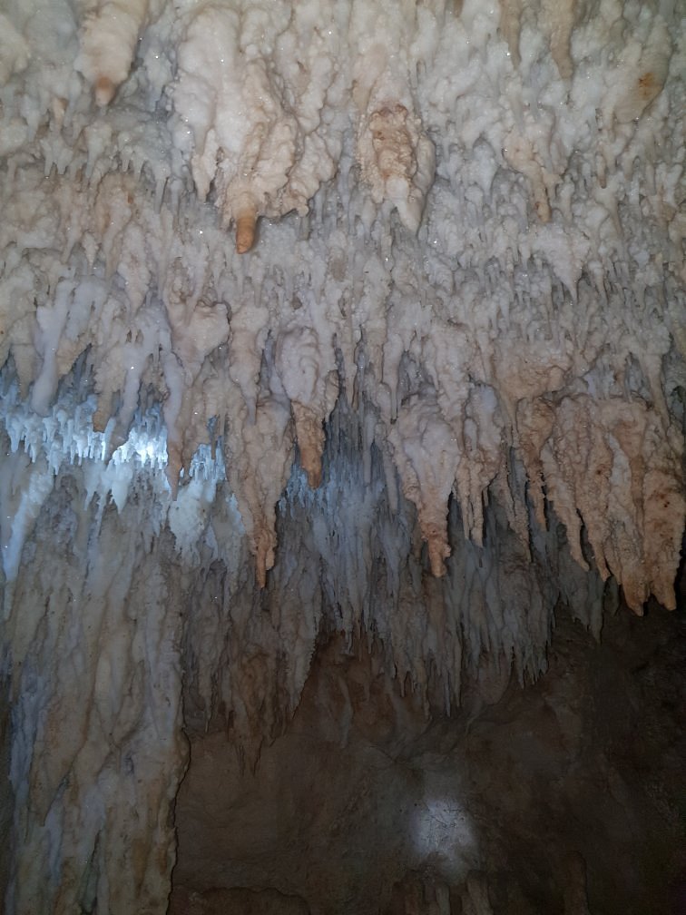 Sambulawan Cave